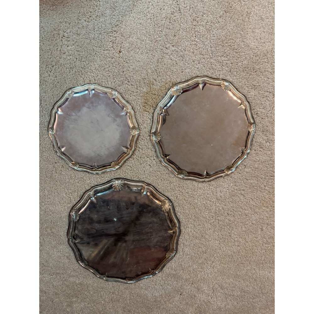 Vintage Silver Tone Embossed Gallery Tray Set Scalloped Edge Patina Decor - Picture 9 of 10
